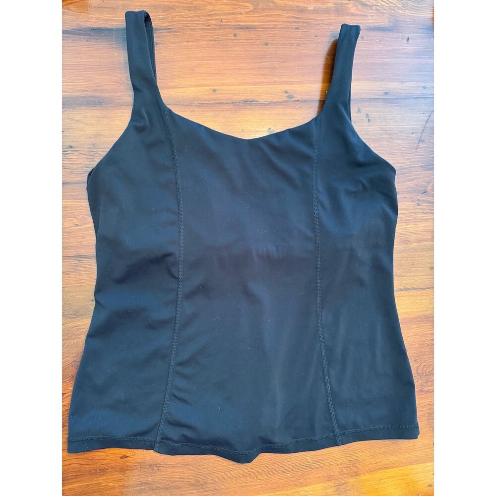 Carbon 38 black tank size large